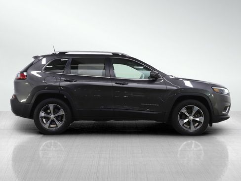 Used 2019 Jeep Cherokee Limited image 6