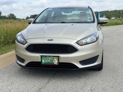 Used 2017 Ford Focus SE FWD image 8