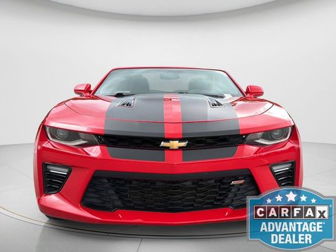 Used 2018 Chevrolet Camaro SS RWD image 3