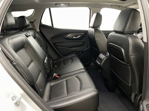 Used 2022 GMC Terrain SLT w/ Infotainment Package II AWD/4WD image 44