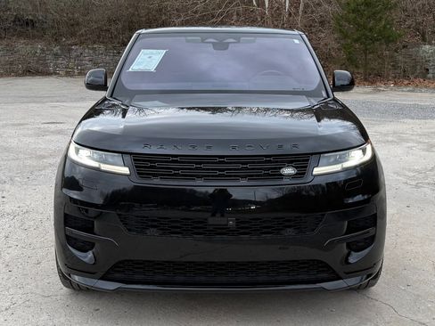Used 2023 Land Rover Range Rover Sport SE Dynamic image 5