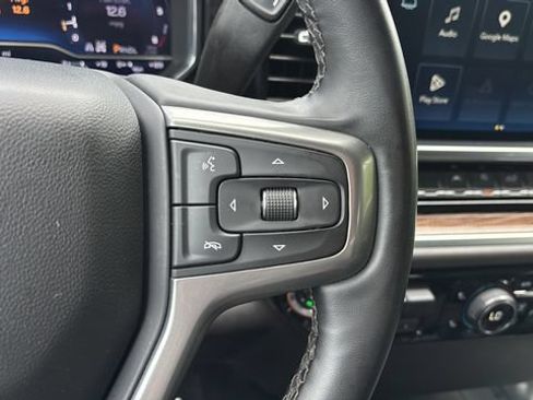 Used 2025 Chevrolet Silverado 1500 LT AWD/4WD image 23