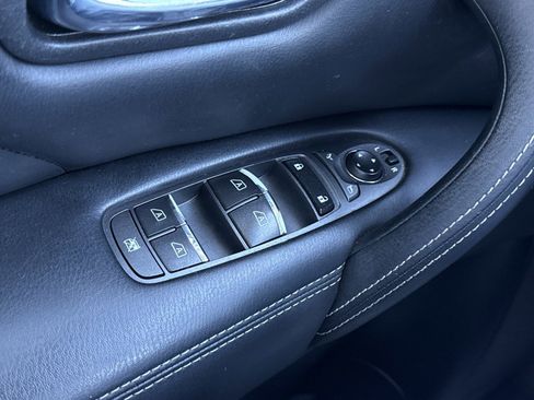 Used 2017 INFINITI QX80 4WD w/ Deluxe Technology Package image 22