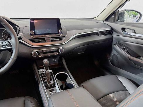 Certified 2025 Nissan Altima 2.5 SR AWD/4WD image 20