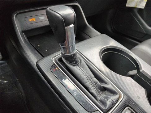 Used 2024 Honda Civic Sport image 12