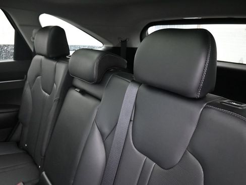 Used 2024 Kia Sorento S w/ Panoramic Sunroof Package AWD/4WD image 12