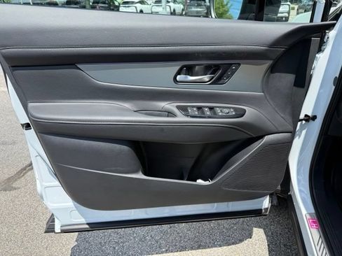New 2026 Nissan Murano Platinum w/ Cargo Package AWD/4WD image 16