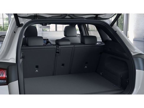 Certified 2023 Mercedes-Benz GLA 250 4MATIC image 37