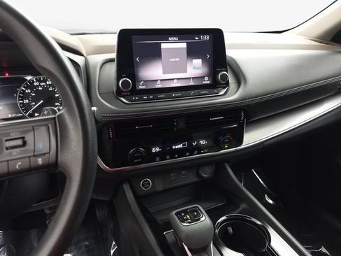 Used 2021 Nissan Rogue SV FWD image 20