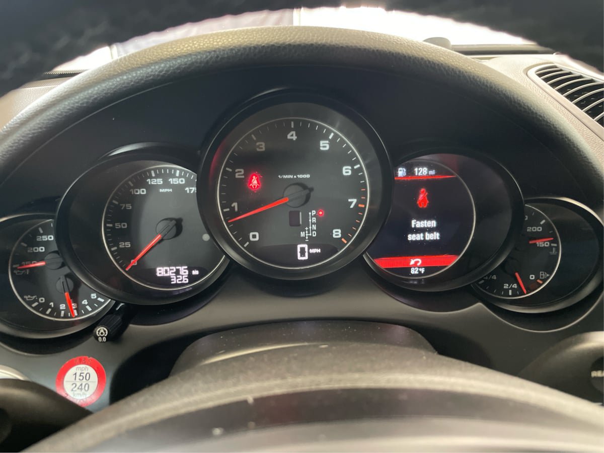 Used 2014 Porsche Cayenne AWD/4WD image 21