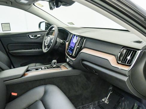 Certified 2023 Volvo XC60 B5 Plus w/ Climate Package AWD/4WD image 16