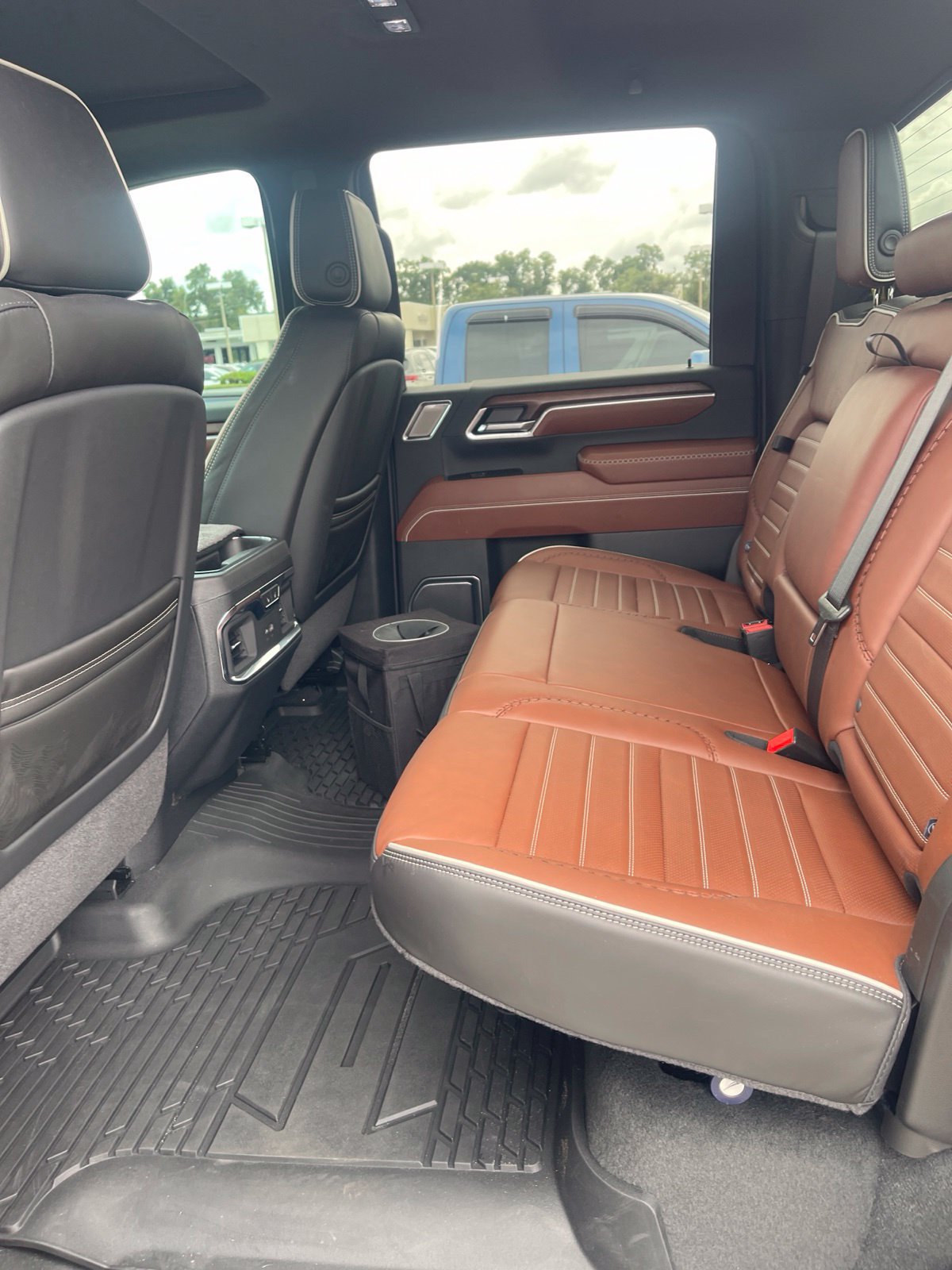 Used 2026 GMC Sierra 2500 Denali Ultimate w/ Max Trailering Package AWD/4WD image 18