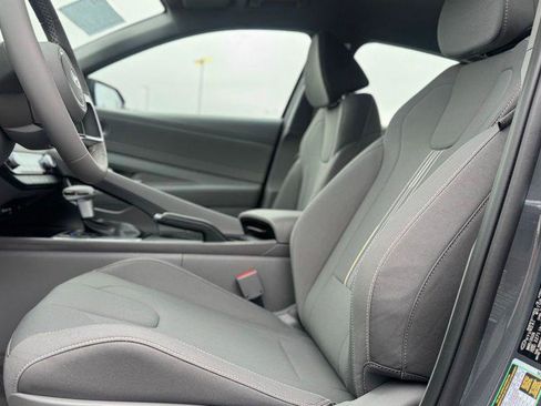 New 2026 Hyundai Elantra Sport FWD image 17