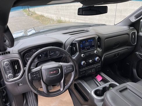 Used 2021 GMC Sierra 1500 AT4 w/ AT4 Preferred Package AWD/4WD image 16