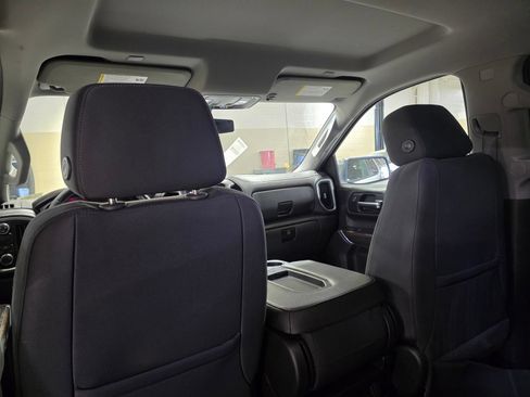Used 2019 Chevrolet Silverado 1500 LT w/ All-Star Edition RWD image 18