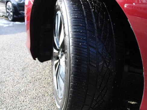 Used 2015 Honda Accord Touring image 19