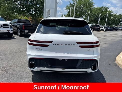 Used 2022 Genesis GV70 2.5T w/ Select Package AWD/4WD image 6