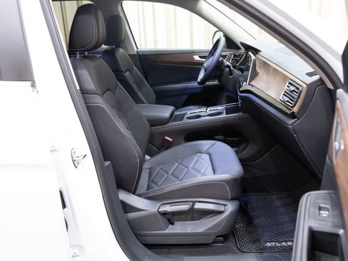 New 2026 Volkswagen Atlas SE AWD/4WD image 11