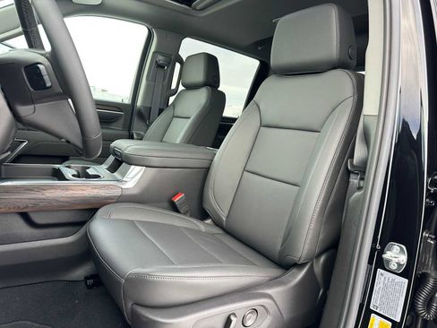 New 2026 GMC Sierra 2500 SLT w/ SLT Convenience Package image 21