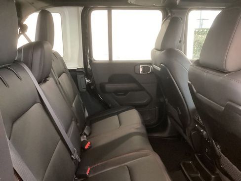 New 2026 Jeep Wrangler Unlimited Rubicon AWD/4WD image 15