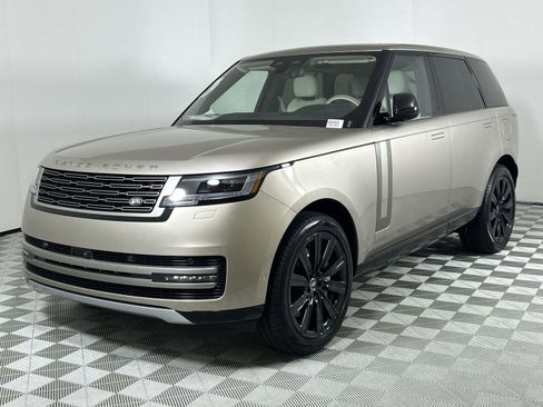 New 2025 Land Rover Range Rover SE image 1