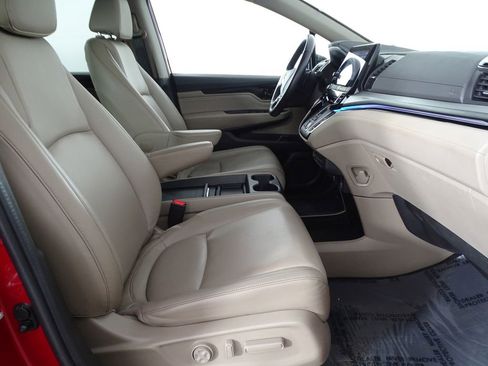 Used 2024 Honda Odyssey Touring image 16