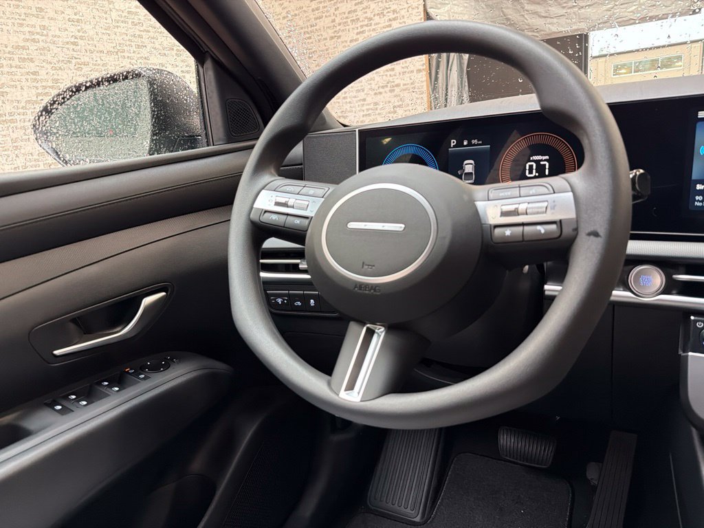New 2027 Hyundai Santa Cruz SE FWD image 17
