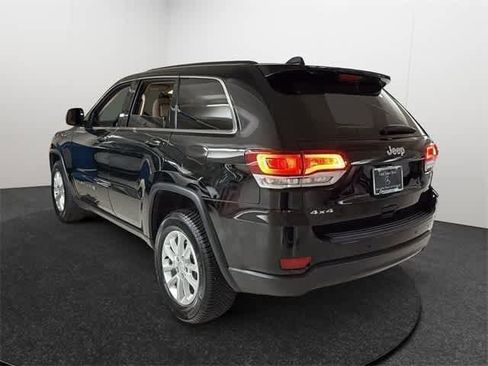 Used 2022 Jeep Grand Cherokee Laredo E image 3