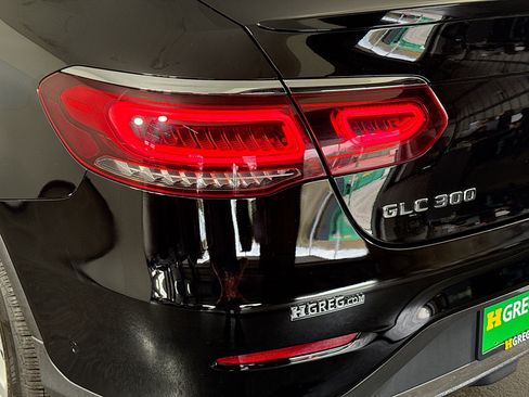 Used 2021 Mercedes-Benz GLC 300 4MATIC Coupe image 36