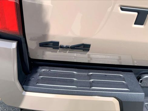 New 2026 Toyota Tacoma TRD Off-Road AWD/4WD image 15