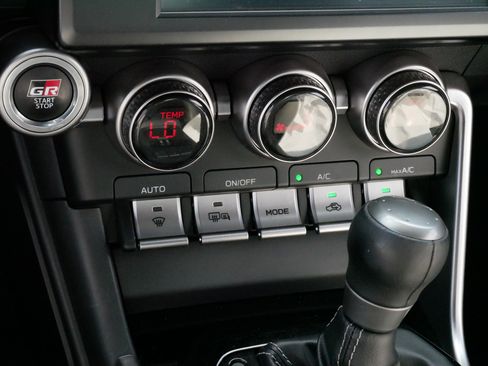 Certified 2023 Toyota GR86 Premium RWD image 23