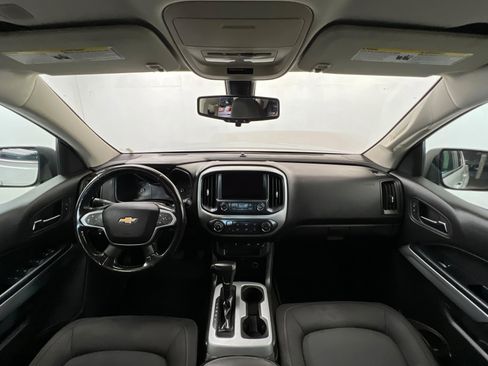 Used 2017 Chevrolet Colorado LT w/ LT Convenience Package RWD image 10