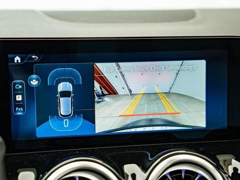 New 2026 Mercedes-Benz GLA 250 4MATIC image 35