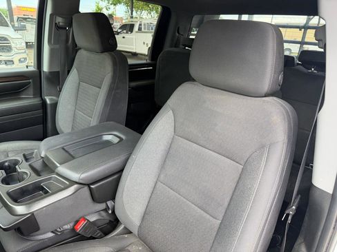 Used 2024 Chevrolet Silverado 2500 LT w/ Convenience Package image 26