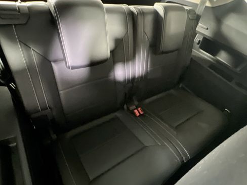 Used 2023 Volkswagen Atlas SE image 26