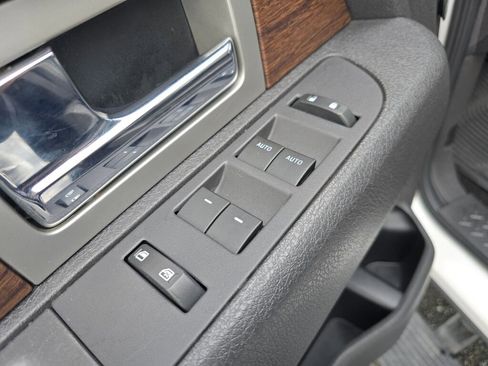 Used 2014 Ford F150 Lariat w/ Equipment Group 501A Mid image 20