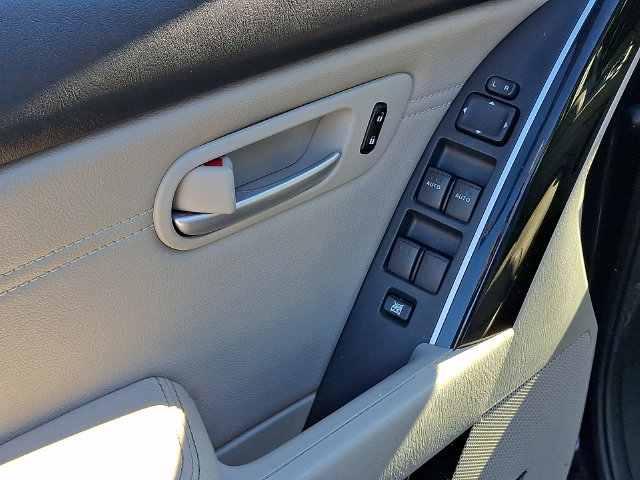 Used 2009 MAZDA CX-9 Touring w/ Moonroof & Bose Audio Pkg AWD/4WD image 8
