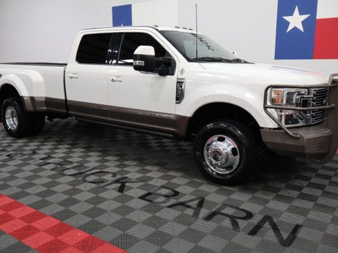 Used 2022 Ford F350 King Ranch w/ King Ranch Ultimate Package AWD/4WD image 22