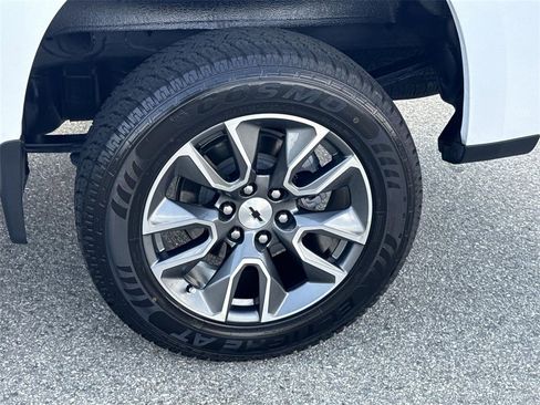 Used 2024 Chevrolet Silverado 1500 RST image 30