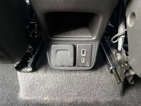 Used 2023 Chevrolet TrailBlazer RS w/ Sun and Liftgate Package image 27