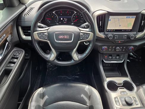 Used 2019 GMC Terrain Denali w/ Advanced Safety Package FWD image 16
