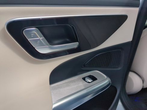 Certified 2025 Mercedes-Benz E 350 4MATIC Sedan image 13