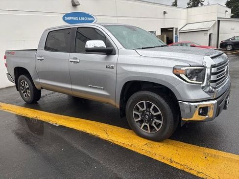 Used 2021 Toyota Tundra Limited w/ Limited Premium Package AWD/4WD image 7