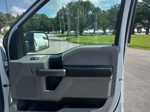 Used 2018 Ford F150 XLT RWD image 16