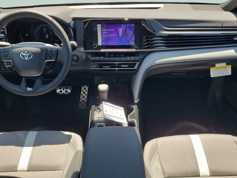 New 2026 Toyota Camry SE FWD image 11