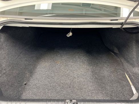 Used 2009 Chevrolet Impala LT image 23