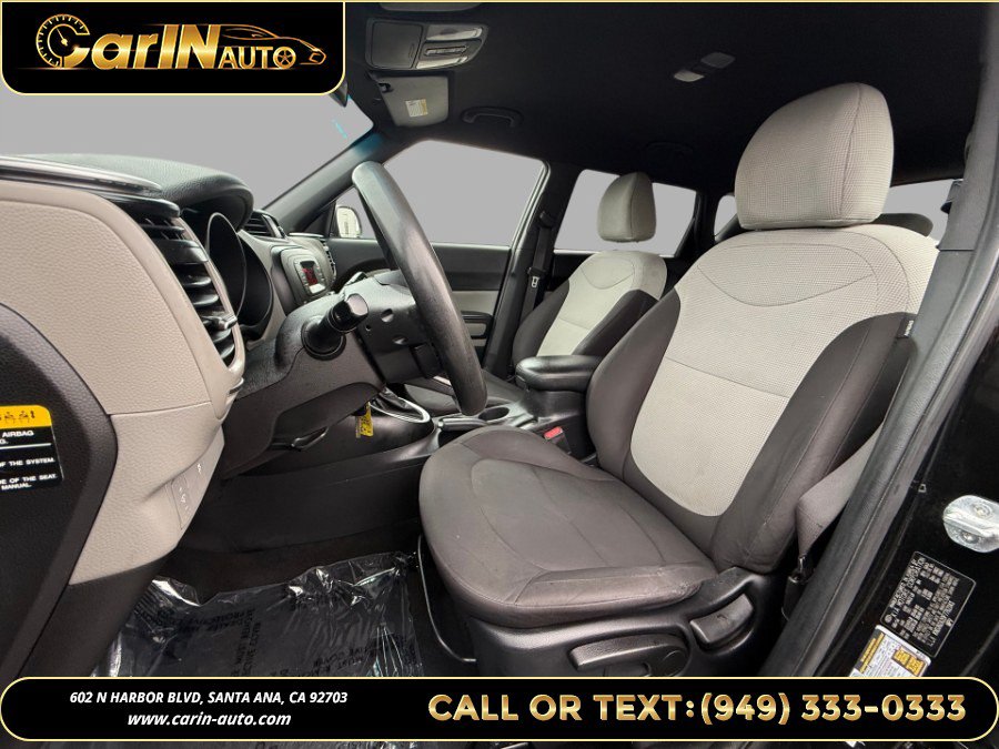 Used 2015 Kia Soul FWD image 18