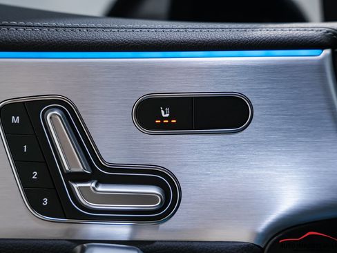 Used 2024 Mercedes-Benz CLA 35 AMG 4MATIC image 43