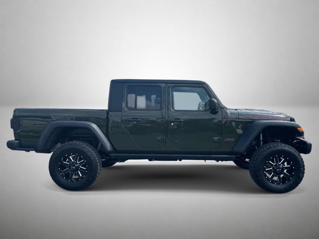Used 2022 Jeep Gladiator Rubicon w/ LED Lighting Group AWD/4WD image 2