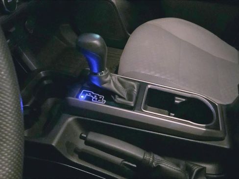 Used 2021 Toyota Tacoma SR5 image 15